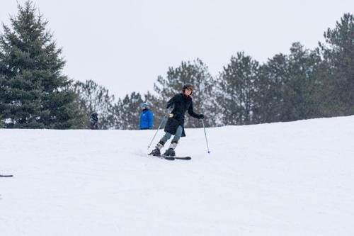 Hockley Valley Skiing