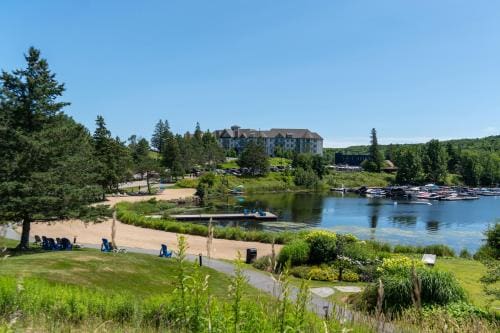 Deerhurst