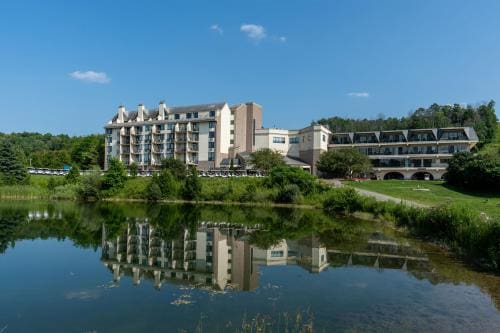 Hockley Valley